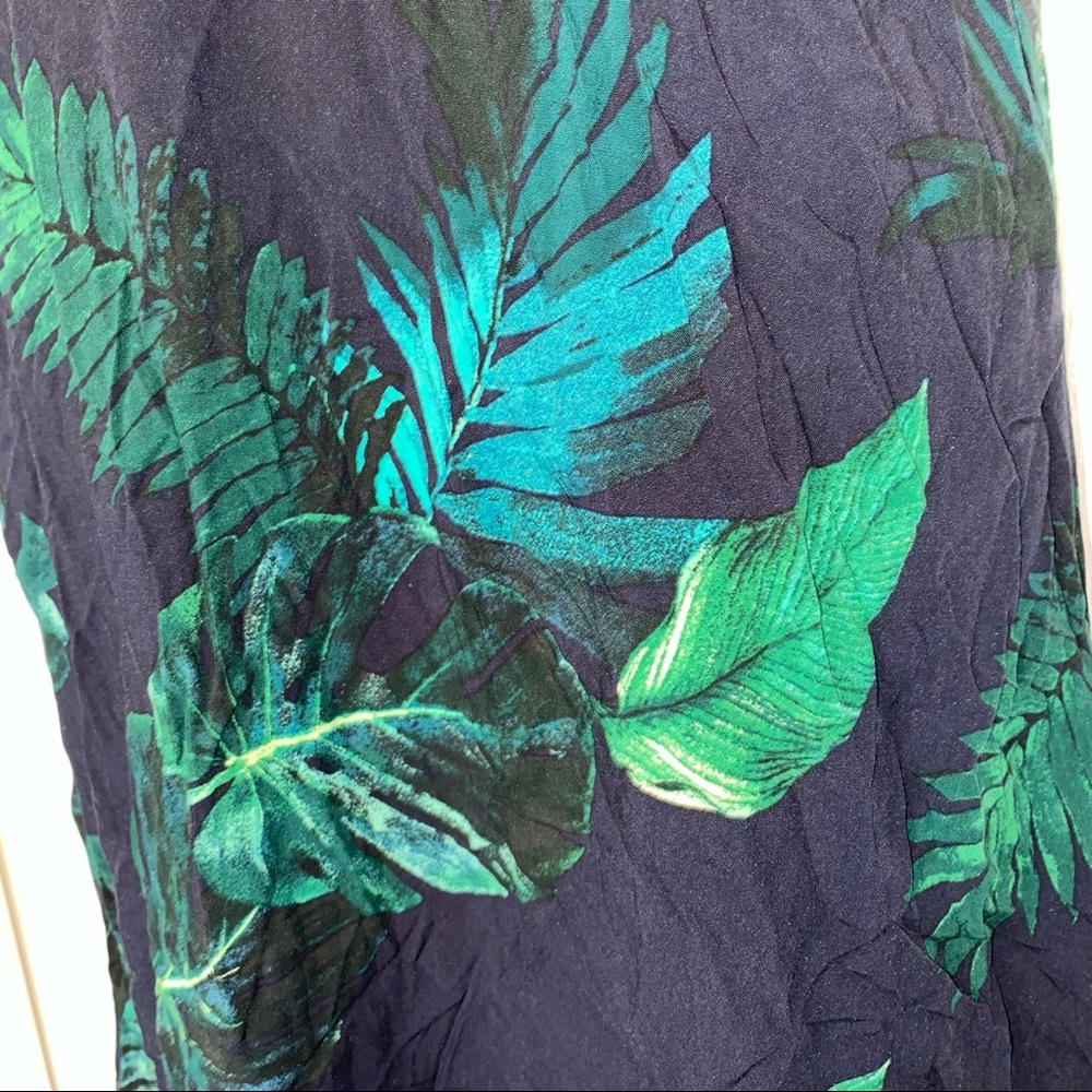 Old Navy Palms Print Maxi Dress - Picture 7 of 8